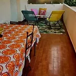 Peaceful Seaside Getaway 500 M From The Beaches Apartment