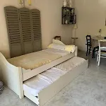 Peaceful Seaside Getaway 500 M From The Beaches Apartment Antibes