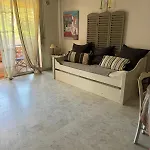 Peaceful Seaside Getaway 500 M From The Beaches * Antibes