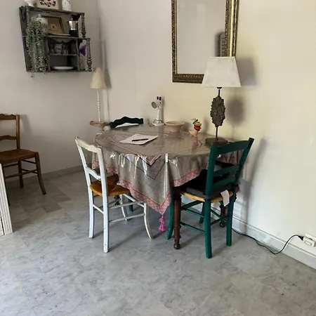 Peaceful Seaside Getaway 500 M From The Beaches