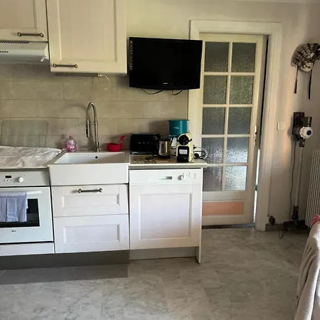 Peaceful Seaside Getaway 500 M From The Beaches Antibes
